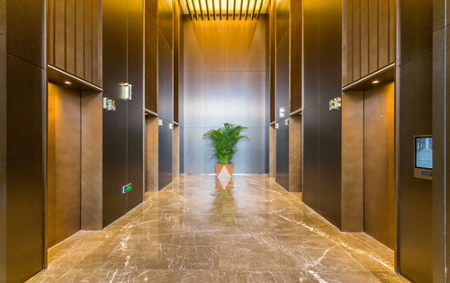 国锐广场实拍图2